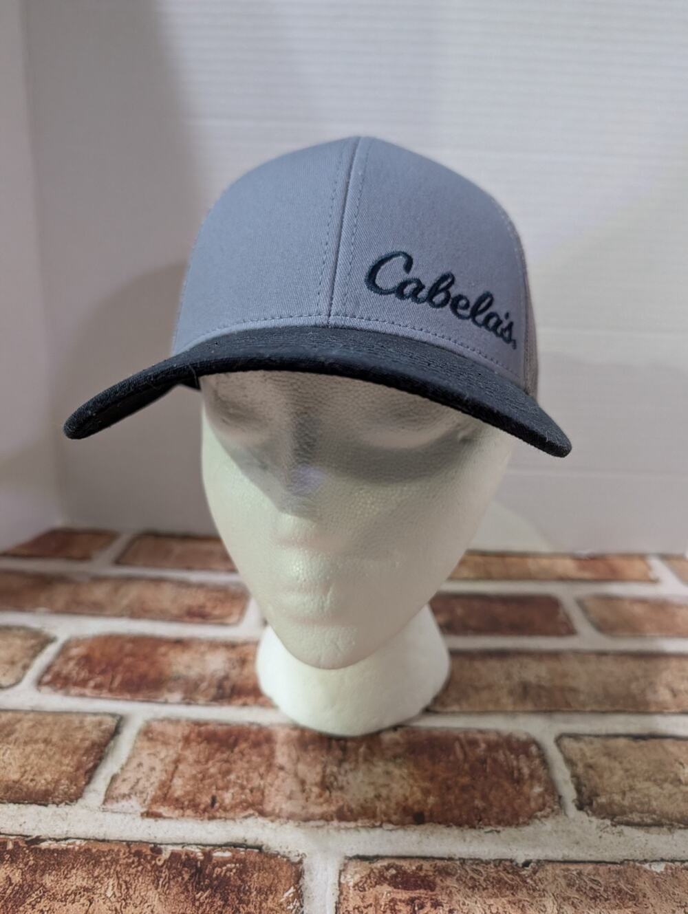 Cabela's Ball Cap Hat One Size Fits Most OSFM Gray Adjustable Mesh Back Snap
